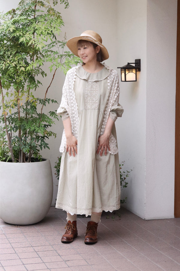Height : 163cm