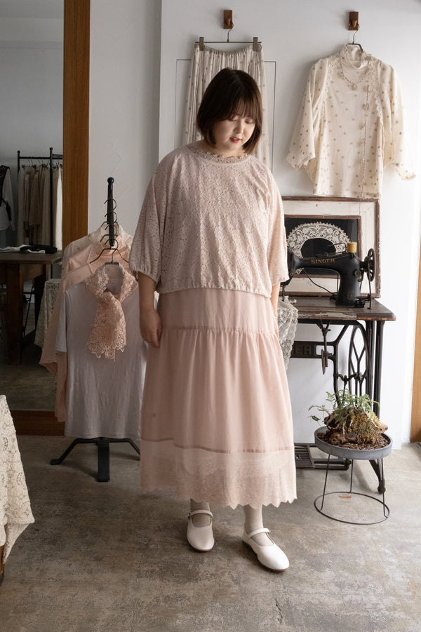 Height : 160cm