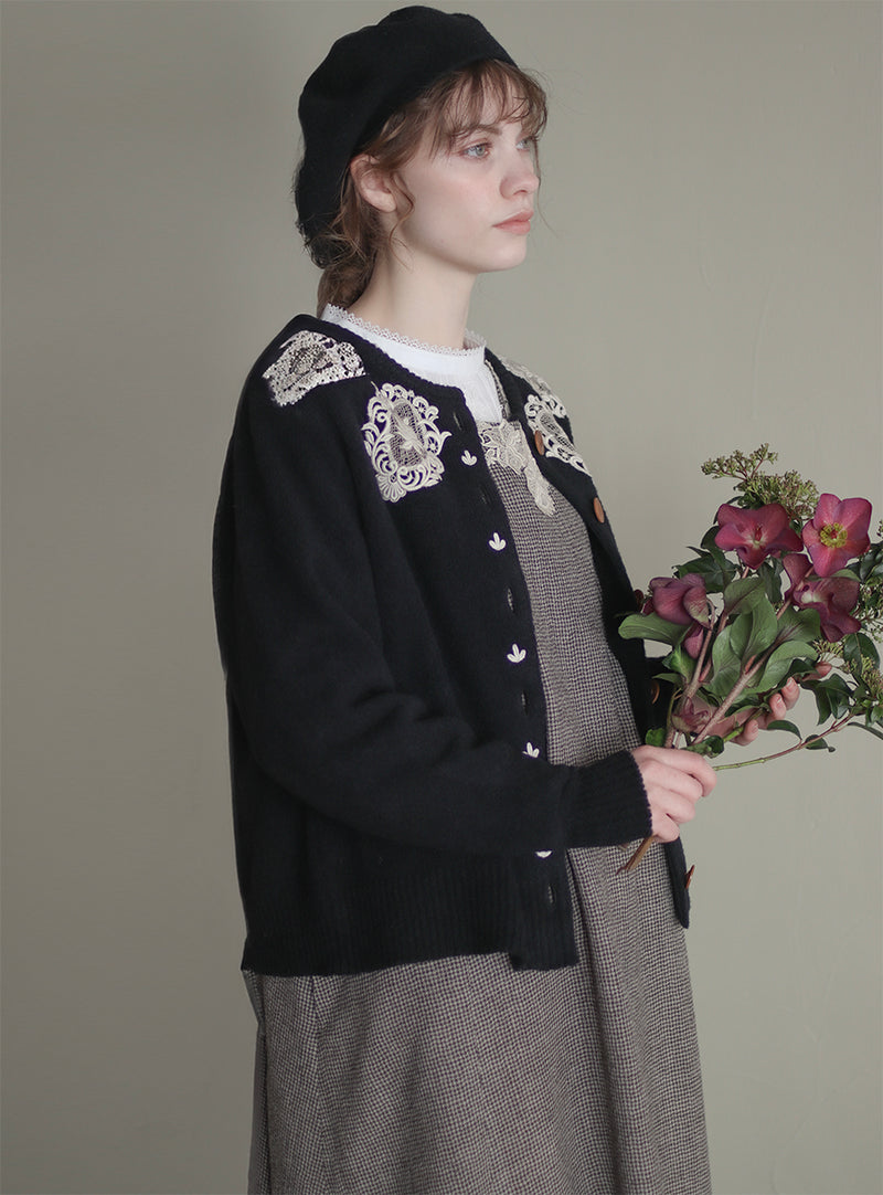 ブークレknit レースエンブレムカーディガン