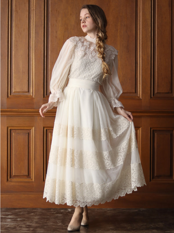 〔Classical Dress Line "Ivory" Collection 2024〕美しいレースとチュールを贅沢に90丈スカート