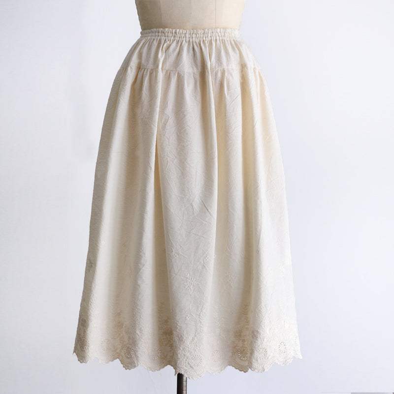 Border embroidery sun-dried skirt
