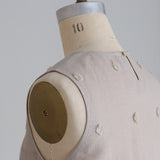 〔No.9214〕Gaun Tanpa Lengan Bordir Pom-pom Linen Katun [Perkiraan Tersedia Akhir Mei 2026]