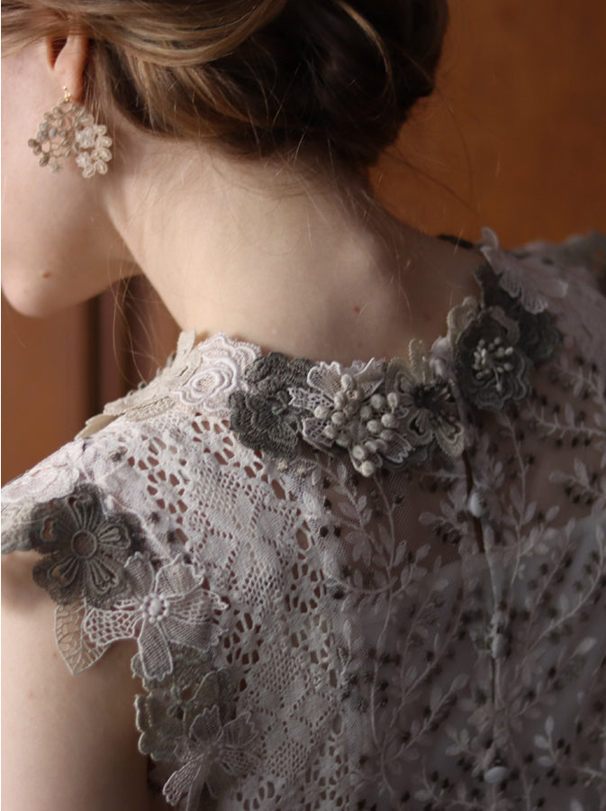 〔Classical Dress Line "Ivory" Collection 2024〕優しいグラデーションを愉しむすずなり刺繍ドレス