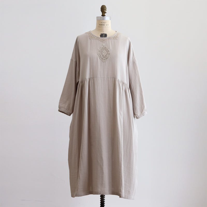 [Scheduled to ship in early September 2023] Organic cotton double gauze dress [accepting reservations]