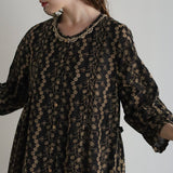 しろのはボーダー刺繍ワンピース