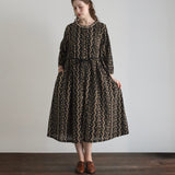 しろのはボーダー刺繍ワンピース