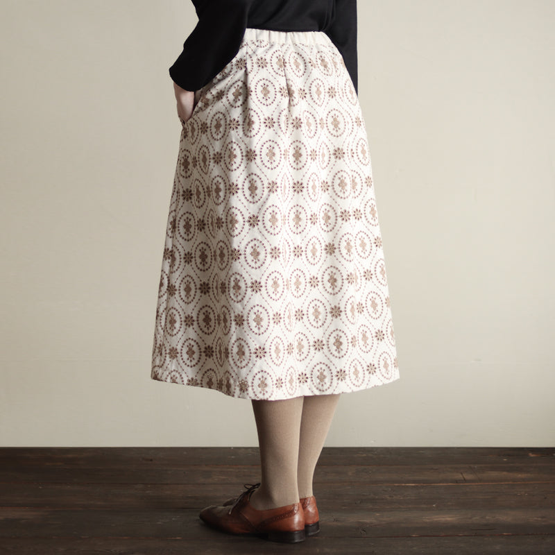 organicコットンemblem刺繍 スカート