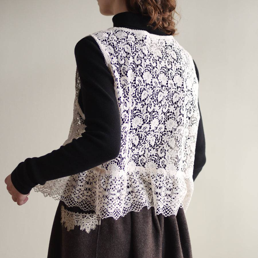 レースジレ　サイズF 【REI THE LACES CHAMBER】 レースジレ サイズF 【REI THE LACES CHAMBER】 オンライン