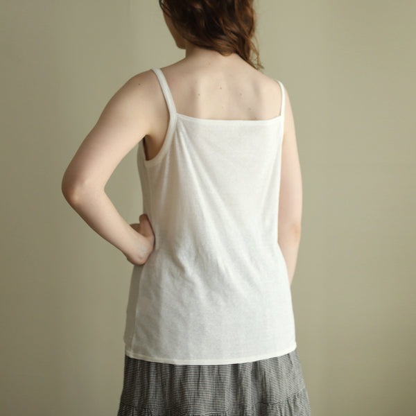 [Scheduled to arrive in late April 2025] C Belgian linen lacy camisole [Pre-order item/2025ss]