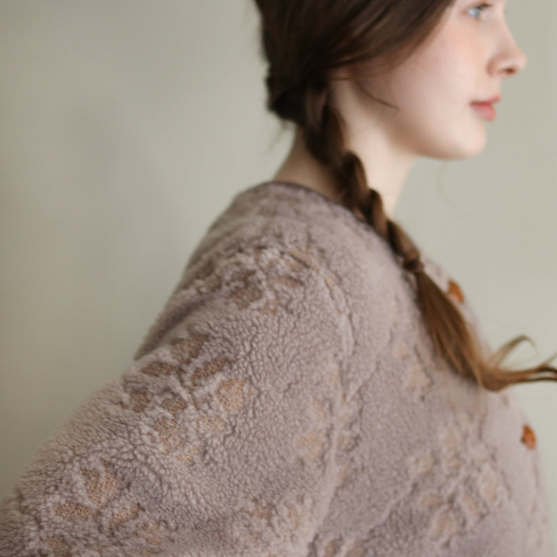 もこもこクロスステッチ刺繍コート