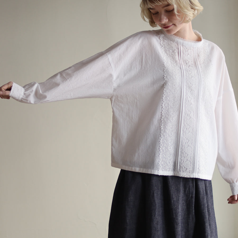 トップス – REI THE LACES CHAMBER