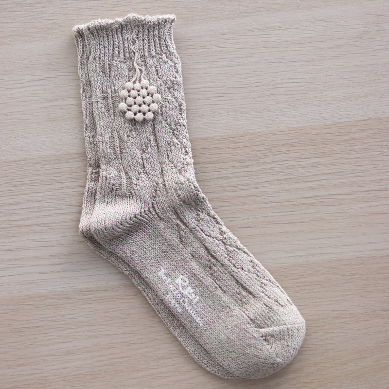 Linen silk gusset tree lace socks