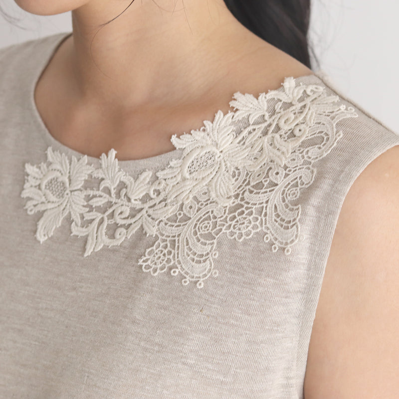 [Scheduled to arrive in late April 2024] Linen jersey lacy collage tank top [Now accepting reservations]