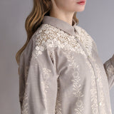 〔No.9309〕かりん刺繍シャツブラウス【2026年10月上旬入荷予定】