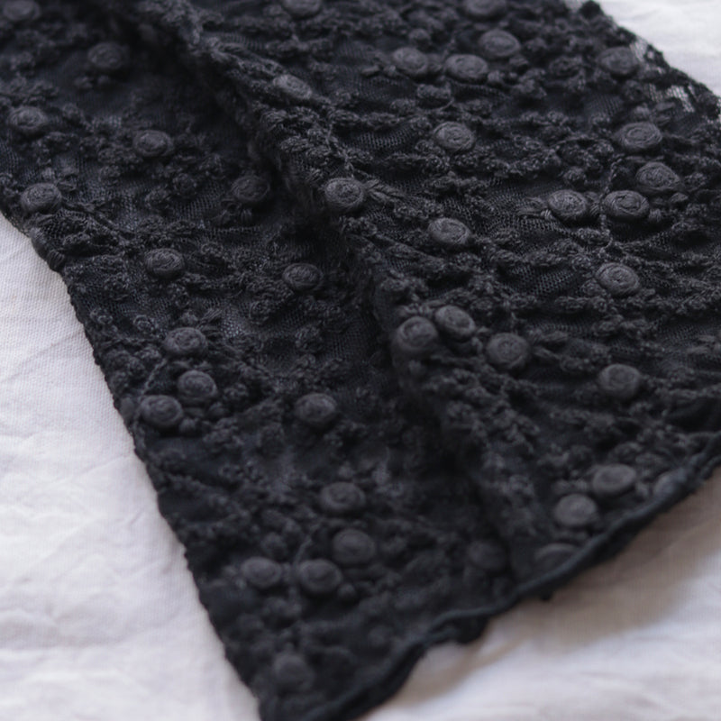 [Scheduled to arrive in mid-March 2024] Tulle embroidered gloves [Now accepting reservations]