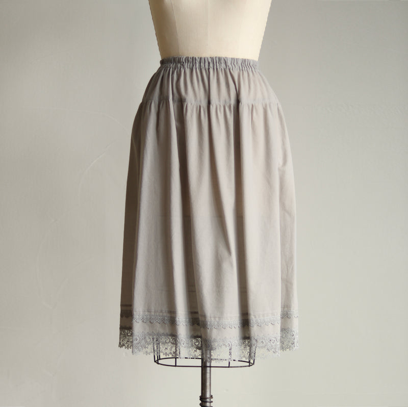 ふんわりコットンlacyペチスカート – REI THE LACES CHAMBER