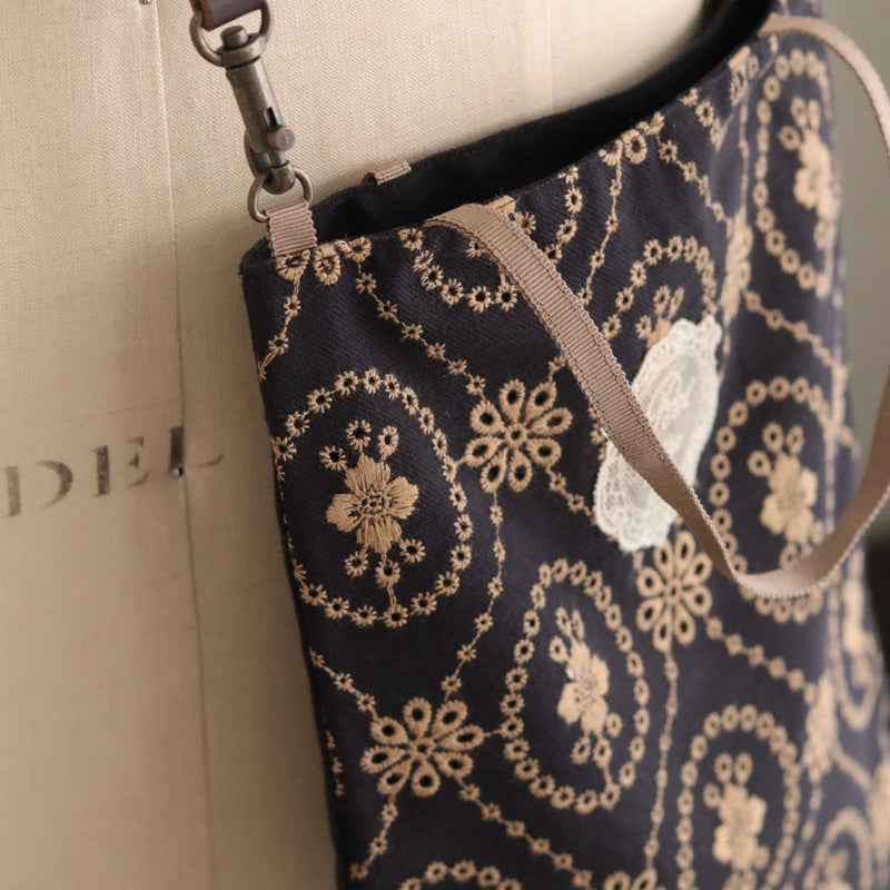 organicコットンemblem刺繍プティBag