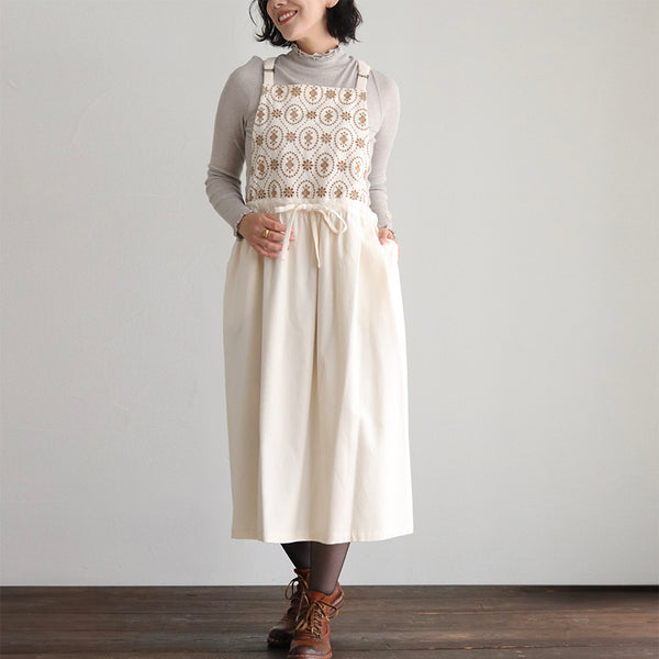 organicコットンemblem刺繍 エプロンワンピース