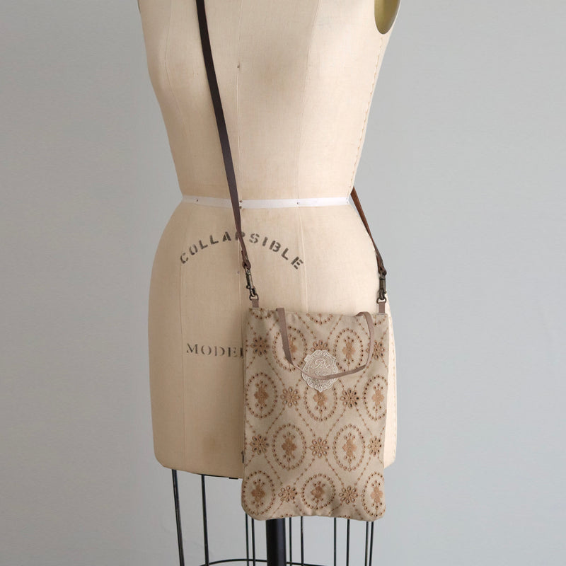 organicコットンemblem刺繍プティBag