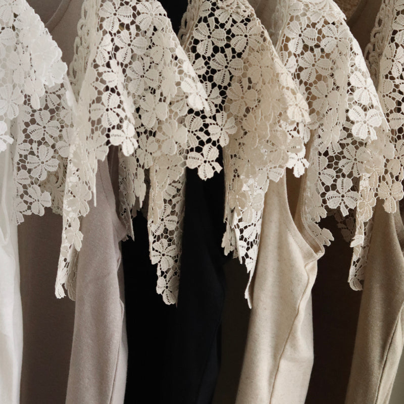[Scheduled to arrive in late April 2025] C Belgian linen lacy T-shirt [Pre-order item/2025ss]