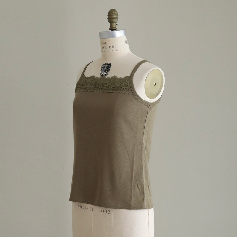 [Scheduled to arrive in late April 2025] C Belgian linen lacy camisole [Pre-order item/2025ss]