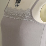 [Scheduled to arrive in late April 2025] C Belgian linen lacy camisole [Pre-order item/2025ss]