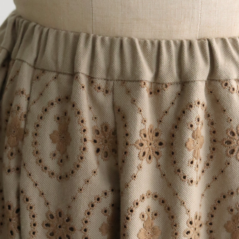 organicコットンemblem刺繍 スカート