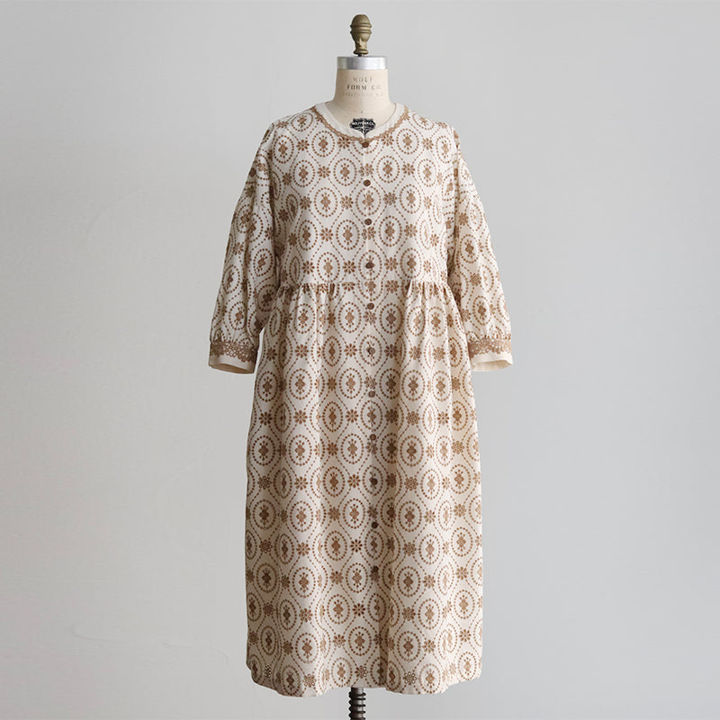 organicコットンemblem刺繍コートワンピース