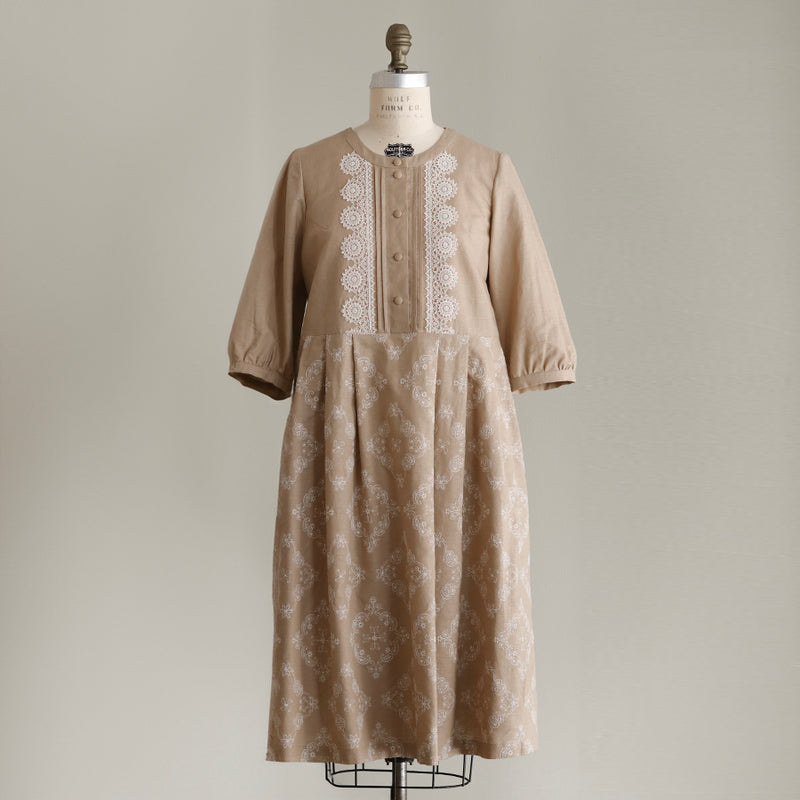 [Scheduled to arrive in mid-February 2025] Karelian embroidery dress [Pre-order item/2025ss]