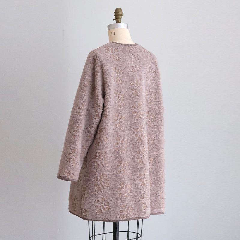 もこもこクロスステッチ刺繍コート