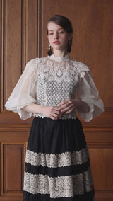 〔Classical Dress Line "Ivory" Collection 2024〕イングランドチュールのパフスリーブで至福のブラウス