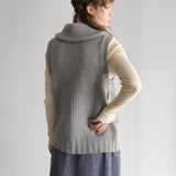 〔No.9325〕タスマニアウールknitショールカラーベスト【2026年9月中旬入荷予定】