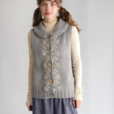 〔No.9325〕タスマニアウールknitショールカラーベスト【2026年9月中旬入荷予定】